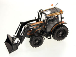 RestpostenValtra A104 mit Frontlader - cognac metallic -- limitierte Auflage 700 Stk. -( die Modelle sind auf der Untersiete einzeln numerriert )