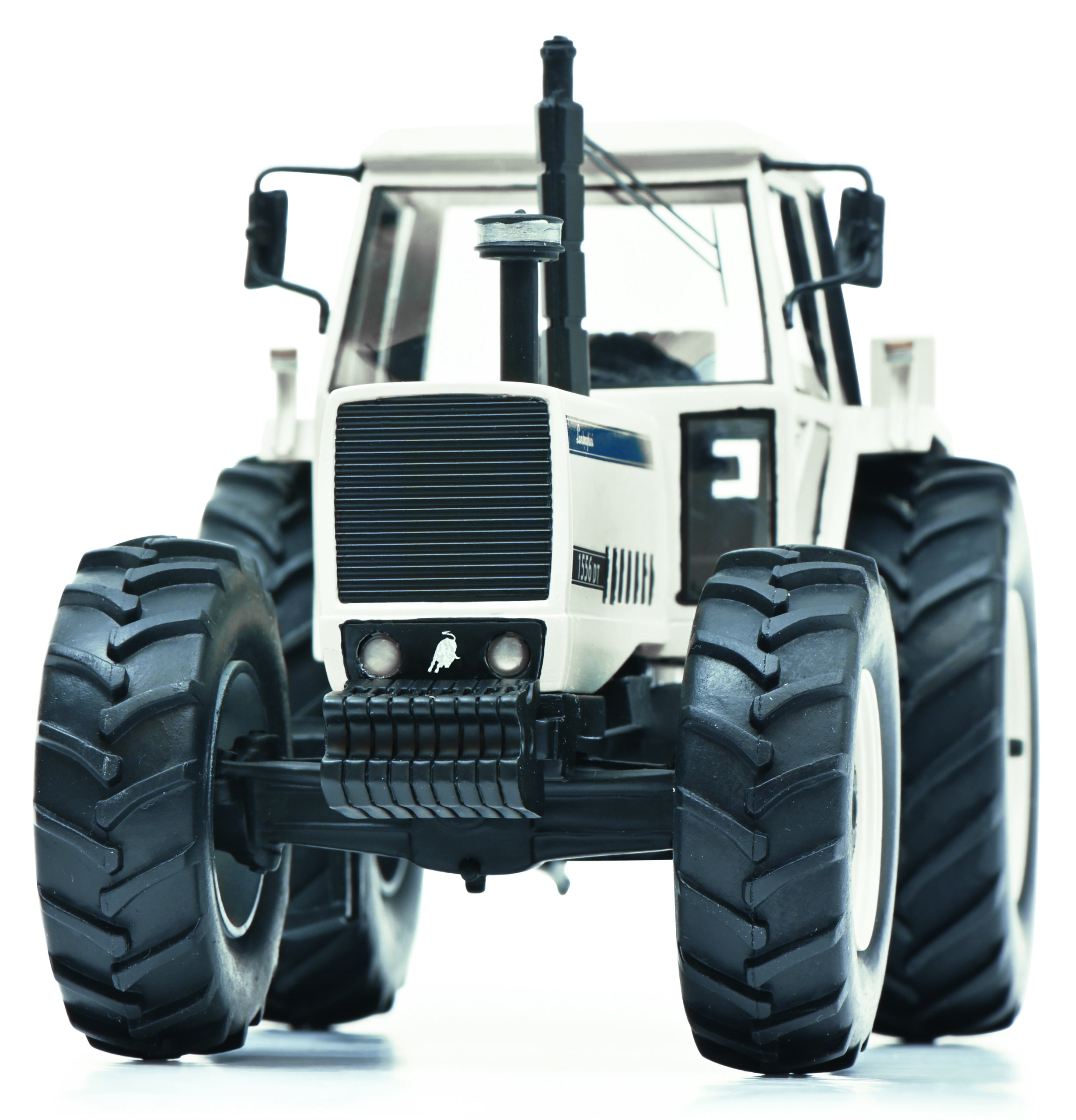 Lamborghini 1556 DT weißPRO.32 - Resin - Serie- limitierte Auflage 500 Stk. - – Bild 3